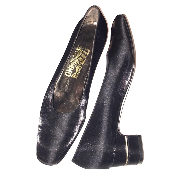 SALVATORE FERRAGAMO Florence black Satin jeweled✨ - Picture 2 of 8